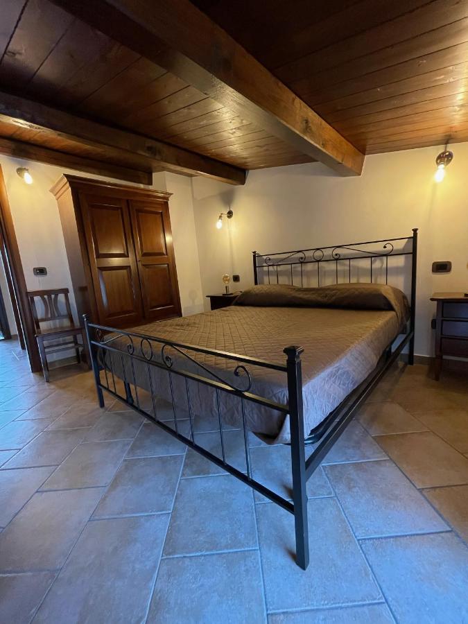 La Vie En Rose Bed & Breakfast Fondi Exterior photo